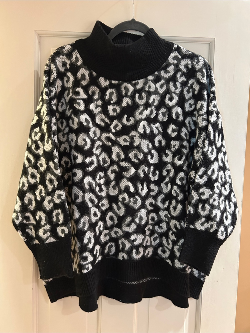 crown & ivy Black and White Leopard Turtleneck Sweater cabana